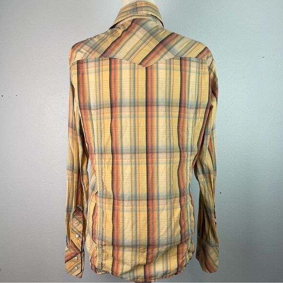 True Religion plaid Snap Down Shirt Size M EUC - Picture 6 of 9
